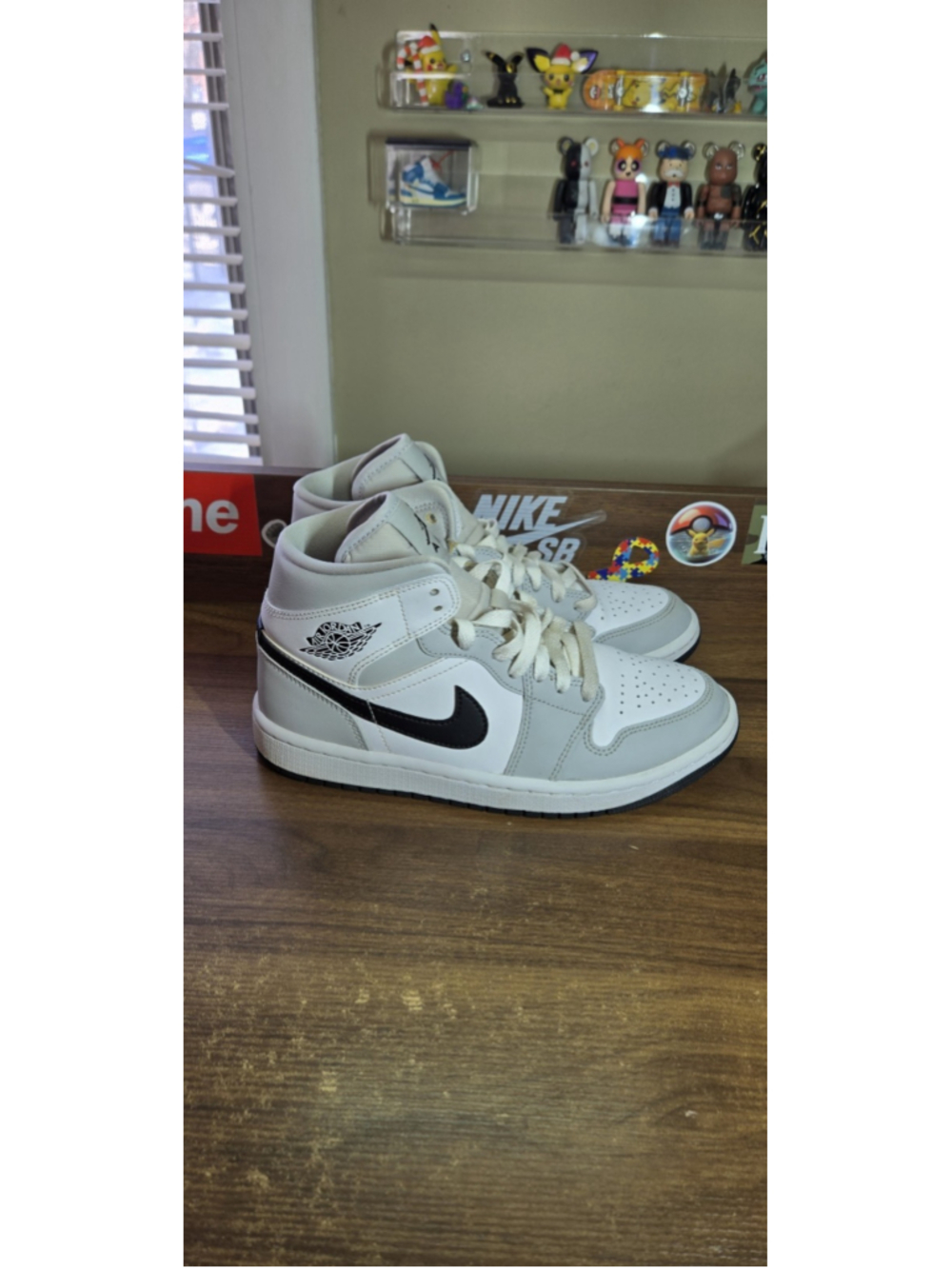 Nike Air Jordan 1 Mid Grey Fog BQ6472-015 Size 6.5w/5y - Picture 3 of 7